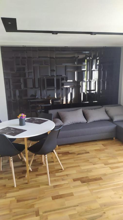 Ferienwohnung Sloneczny Kielce Exterior foto