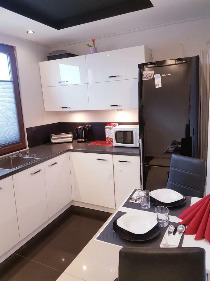 Ferienwohnung Sloneczny Kielce Exterior foto